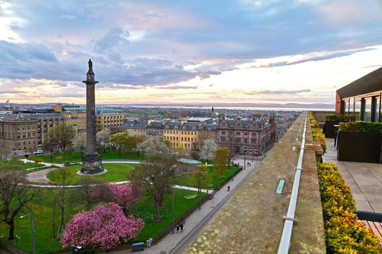 Cheval The Edinburgh Grand Aparthotel Eksteriør bilde The view from the rooftop of the Edinburgh Academy