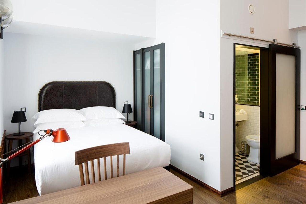 Cheval The Edinburgh Grand Aparthotel Eksteriør bilde A room at the hotel